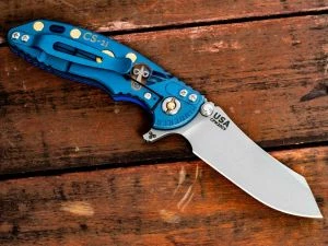 XM-18 3″ Skinner-Containment Series-Working Finish-Battle Blue-Blue G10 3 XM-18 3″ Skinner-Containment Series-Working Finish-Battle Blue-Blue G10