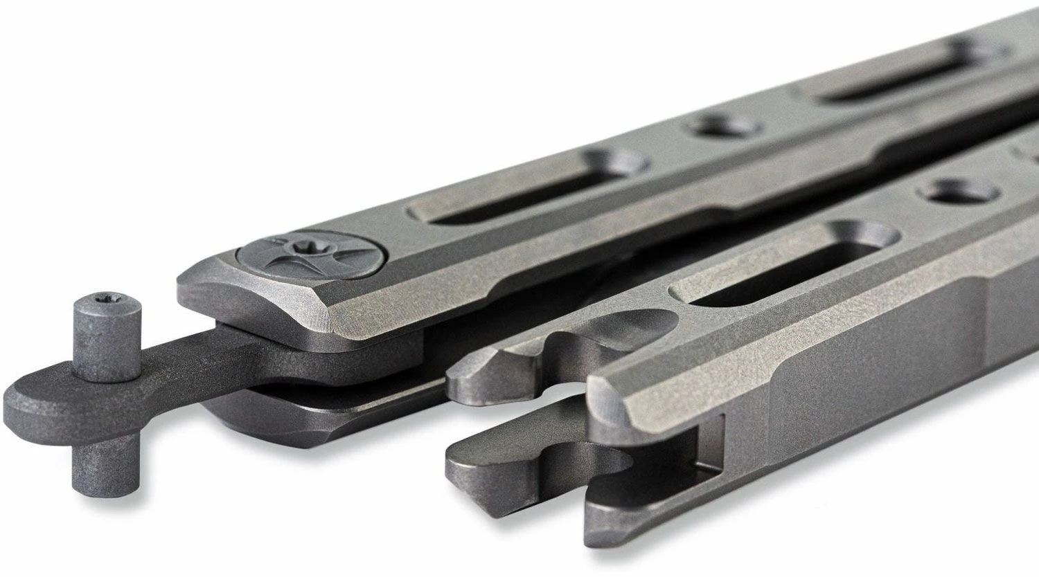 Benchmade 85 Billet Ti Balisong Butterfly 4.4″ CPM-S30V Drop Point Blade, Titanium Handles, Magnetic Latch, Nylon Pouch 6 Benchmade 85 Billet Ti Balisong Butterfly 4.4″ CPM-S30V Drop Point Blade, Titanium Handles, Magnetic Latch, Nylon Pouch - Image 4